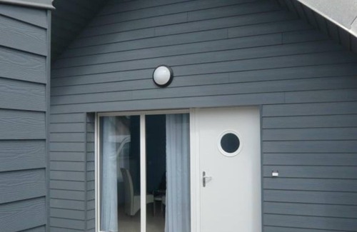 Siouville-Hague Cottage | Cozy Surfside Cottage - Beach 600m, Terrace, Wi-Fi, Pet Friendly, Parking