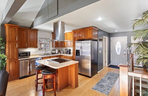 Osage Beach House | Cozy Tan-Tar-A Vacation Home on Golf Course & Lake View