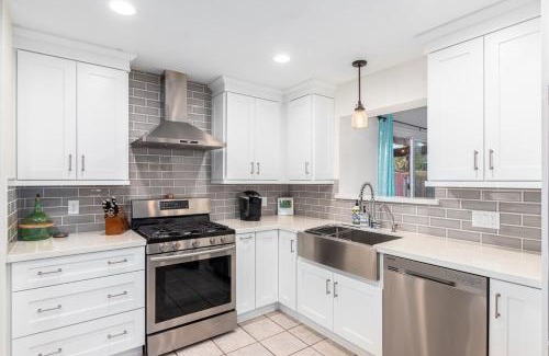 Gililland House | Cozy Tempe Casa with Heated Pool 5 Minutes to ASU