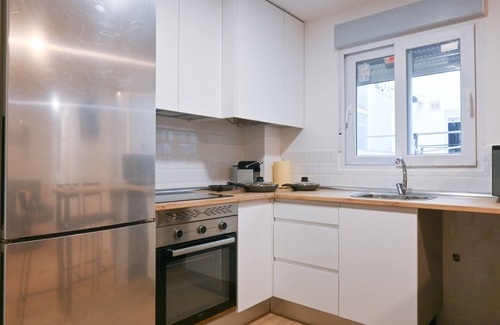 Villaverde Apartment | Cozy three-bedroom apartment with balcony in Villaverde
