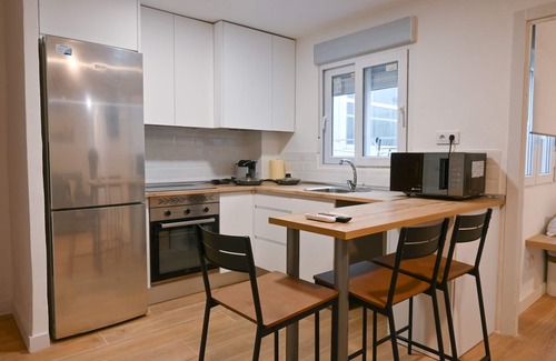 Villaverde Apartment | Cozy three-bedroom apartment with balcony in Villaverde