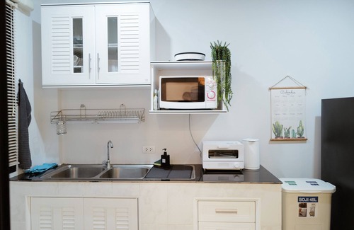 Chiang Mai House | Cozy townhome/2km to Airport , 10 Mins to Nimman,Old Town/sleep 10
