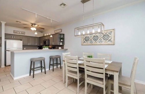 Corpus Christi House | Cozy townhome near Whitecap Beach located at Village on the Greens.
