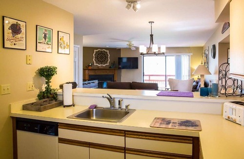 The Woods House | Cozy townhouse on Woods Resort Golf, spa, swimming, tennis and hiking