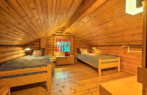 Truckee Cabin | Cozy Truckee Cabin w/ Sauna: 11 Mi to Sugar Bowl!