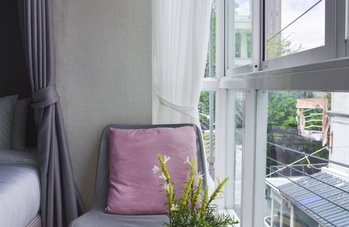 Ratchadaphisek Apartment | Cozy twin room close to Ratchada train market and MRT-Huai Khwang | 301