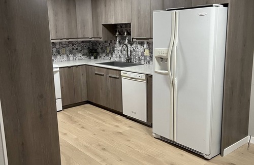 West Fargo House | Cozy Twinhome . Close to shopping and restaurants , small dogs are welcome.