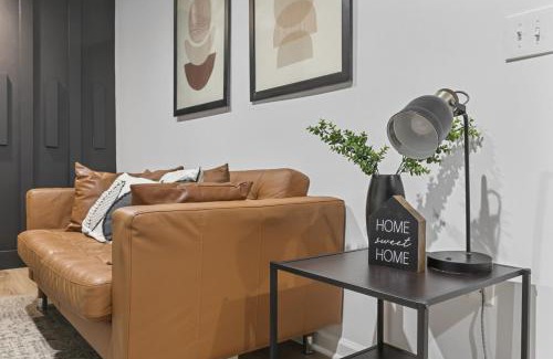 Clarkdale Apartment | Cozy Unique 1 bed room with Free parking