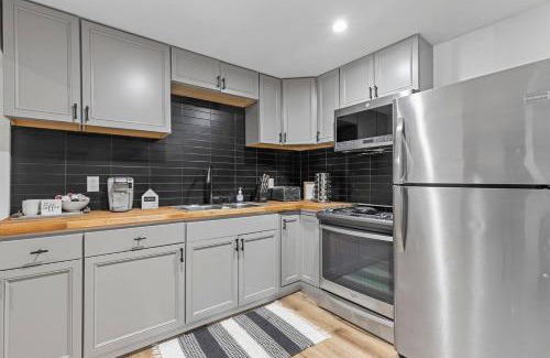 Clarkdale Apartment | Cozy Unique 1 bed room with Free parking