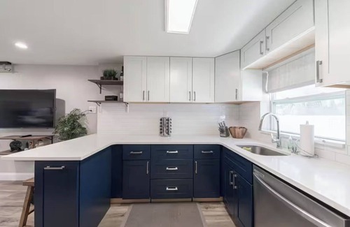 Gulfport Condo | Cozy unit in charming Gulfport halfway between downtown and beach