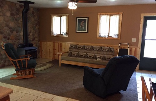 Townsend House | Cozy Up North Wisconsin Cabin (Townsend / Archibald Lake)