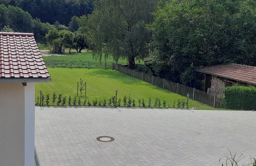 Riedenburg Apartment | Cozy vacation home (65 sqm) with balcony in a sunny valley location