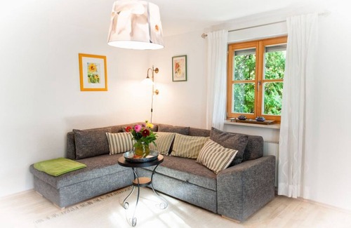Weissbach Apartment | Cozy vacation apartment - 4 persons, 75sqm, 1 bedroom, large terrace