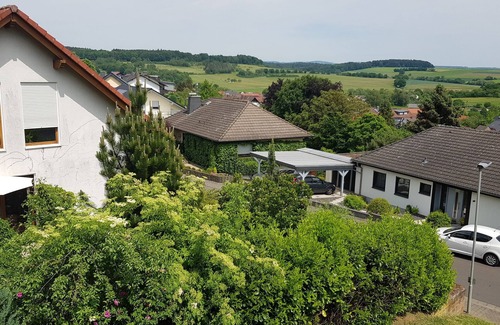 Merkenfritz Apartment | Cozy vacation apartment (75sqm) with garden