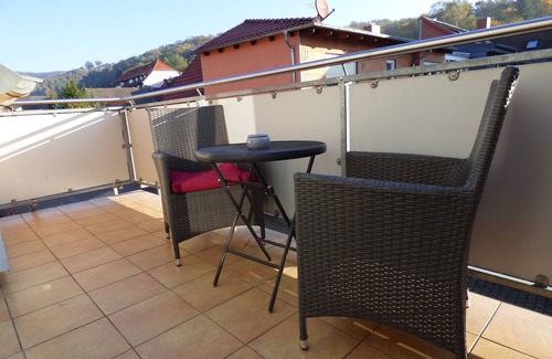 Neustadt/Harz Apartment | Cozy vacation apartment with a picturesque view of Hohnstein Castle