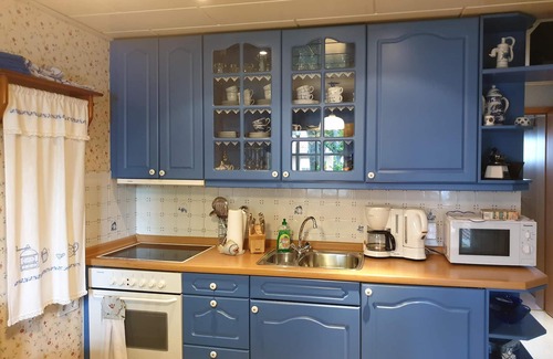Papenburg Apartment | Cozy vacation apartment near a quiet park
