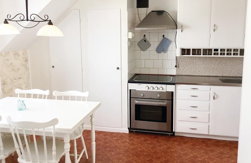 Hyppeln Apartment | Cozy vacation apartment on two floors.