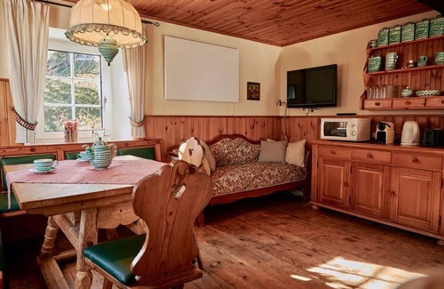 Weyer Ski Chalet | Cozy vacation hut Upper Austria Ennstaler Kalkalpen up to 6 pers., fenced
