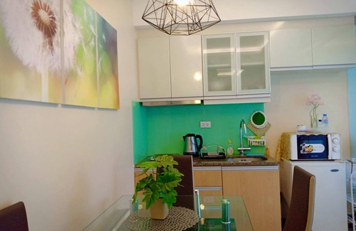 Pinagsama Apartment | Cozy @ Venice McKinley