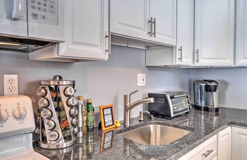 Wilmington Condo | Cozy Vermont Getaway Near Slopes, Hikes & Bites!