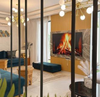 Gueliz Villa | cozy villa 3 Rooms pool wifi -Only Family