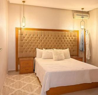 Gueliz Villa | cozy villa 3 Rooms pool wifi -Only Family