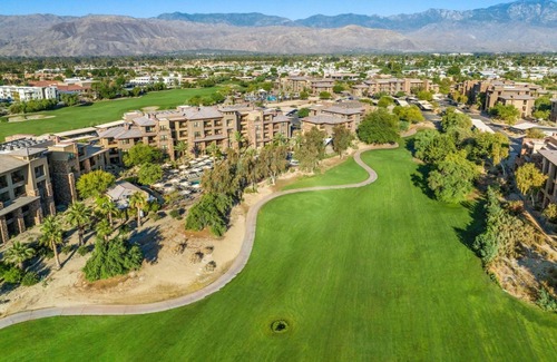 Palm Desert Villa | Cozy villa in lovely Palm Desert with WiFi, AC, fitness room