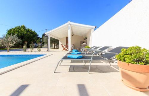 Liznjan Villa | Cozy villa Nina with private pool near Pula, 2km from the beach