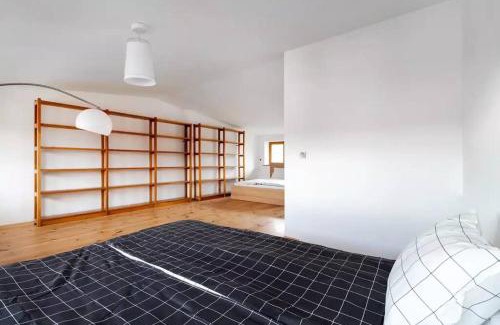 Wola Apartment | Cozy Villa with 6 bedrooms