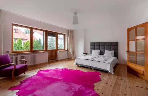 Wola Apartment | Cozy Villa with 6 bedrooms
