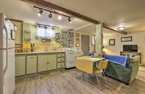 Cedar City Apartment | Cozy & Vintage Cedar City Apartment w/Fire Pit!