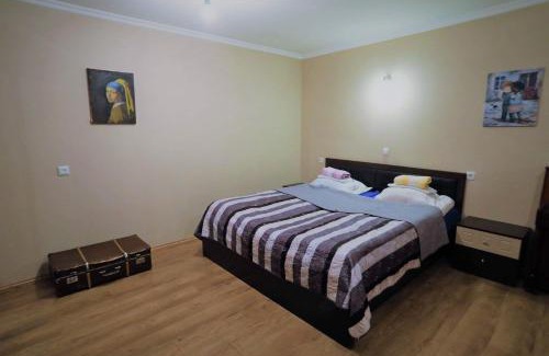 Didube Apartment | Cozy, Warm & Cheap