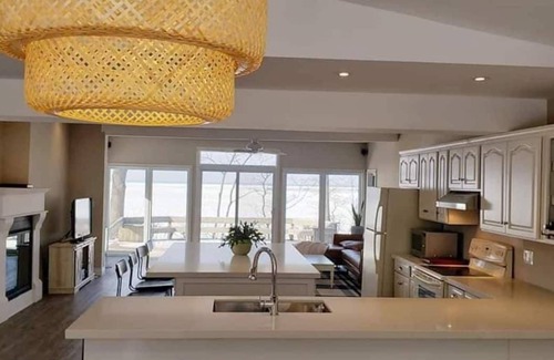 Plympton-Wyoming House | Cozy Waterfront Cottage on Lake Huron's Blue Coast