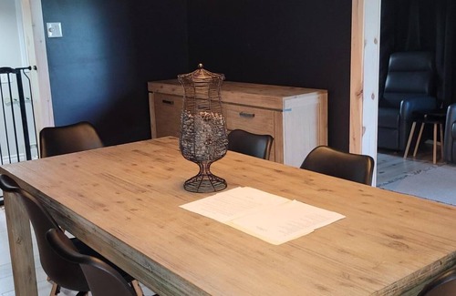 Bowman Cottage | COZY WATERFRONT COTTAGE - 45MIN FROM GATINEAU
