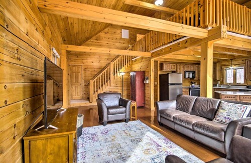 New Market House | Cozy Winter Retreat Great Location and Pet Friendly