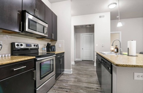 Nassau Bay Apartment | Cozy Winter Stay: Near Kemah, League City, NASA