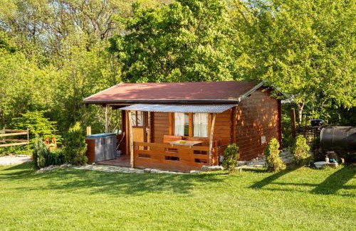 Dremcice Cabin | Cozy wood hut on the farm