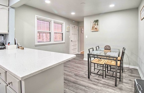 Woodbridge House | Cozy Woodbridge Home w/ Fire Pit & Deck