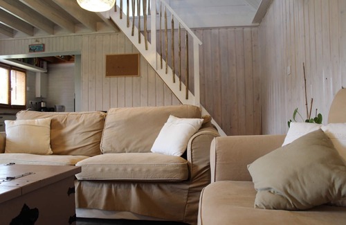 Santec Ski Chalet | Cozy wooden house in Dossen