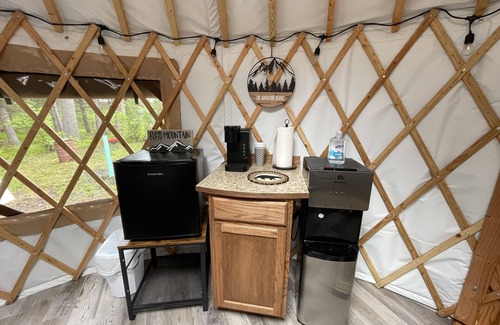 Seward Apartment | Cozy yurt just a short distance to Seward boat harbor and downtown.