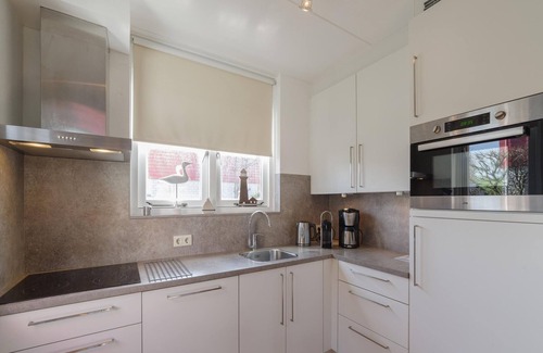 Wemeldinge House | Cozy Zeeland Retreat with a Sauna