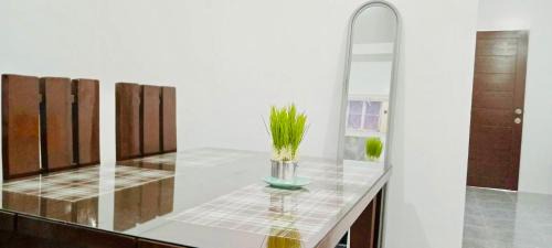 Urdaneta City Apartment | Cozy Zion