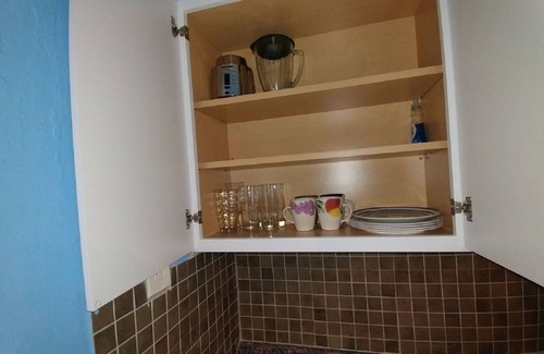 Northeast Miami Apartment | Cozy2 Short/Long Term Vacation Apartment