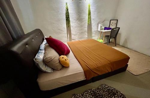 Central Seberang Perai House | Cozy33#4pax#Wifi#NearAeonAlma#20minstobatukawan
