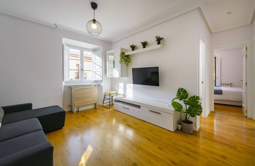 Avila Apartment | Cozyapt1min to Avila's Alcazar 🚶3 min to Downtown 🚶1h Madrid,segovia 🚍🚝🚗