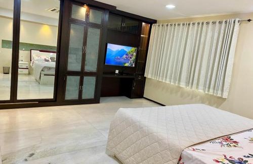 Hyderabad Apartment | Cozycasa By Nattis group 4 BR - Jacuzzi & private garden