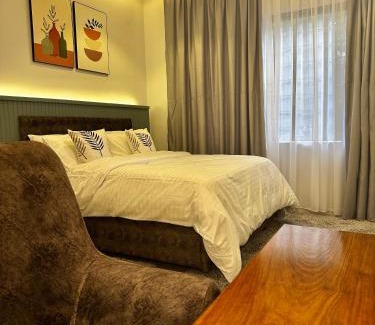 Dar es Salaam Apartment | CozyHome 75”TV, 5mints from the Beach & City