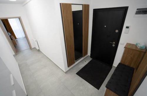 Tractorul Apartment | CozyHome