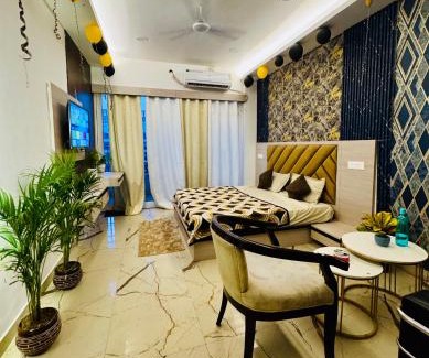 Greater Noida Apartment | Cozyness