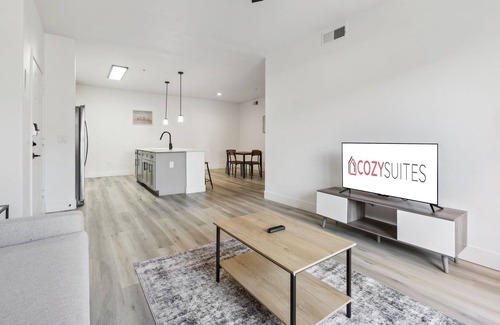 Glendale Sports and Entertainment District Apartment | CozySuites Glendale - Westgate with pool! 08